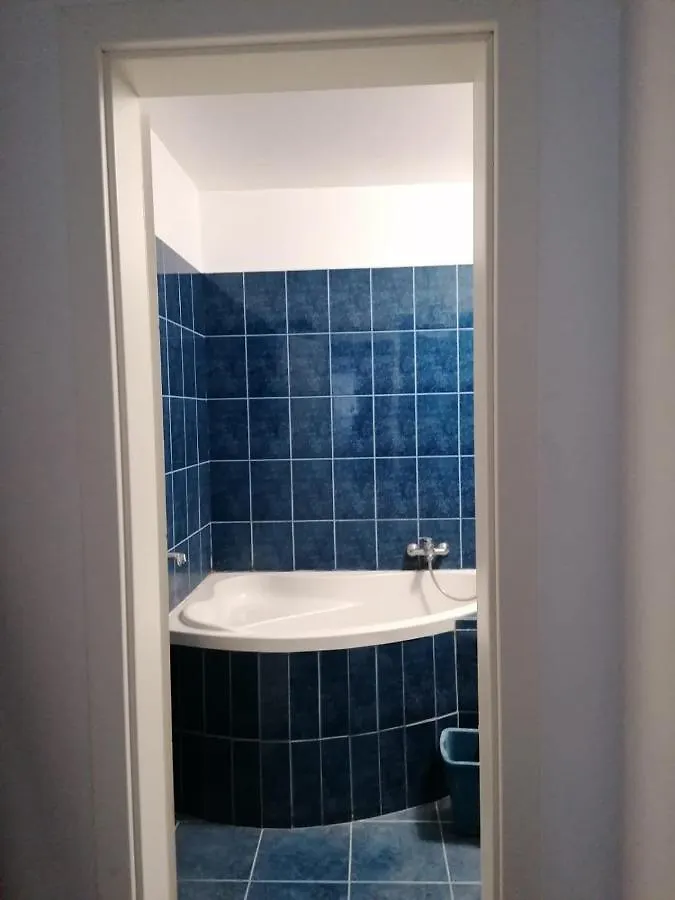 Appartement Apartament Near The Park Two Rooms Bucarest