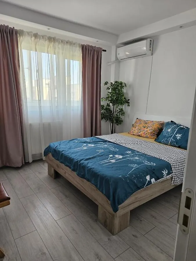 Appartamento Apartament Near The Park Two Rooms Bucarest