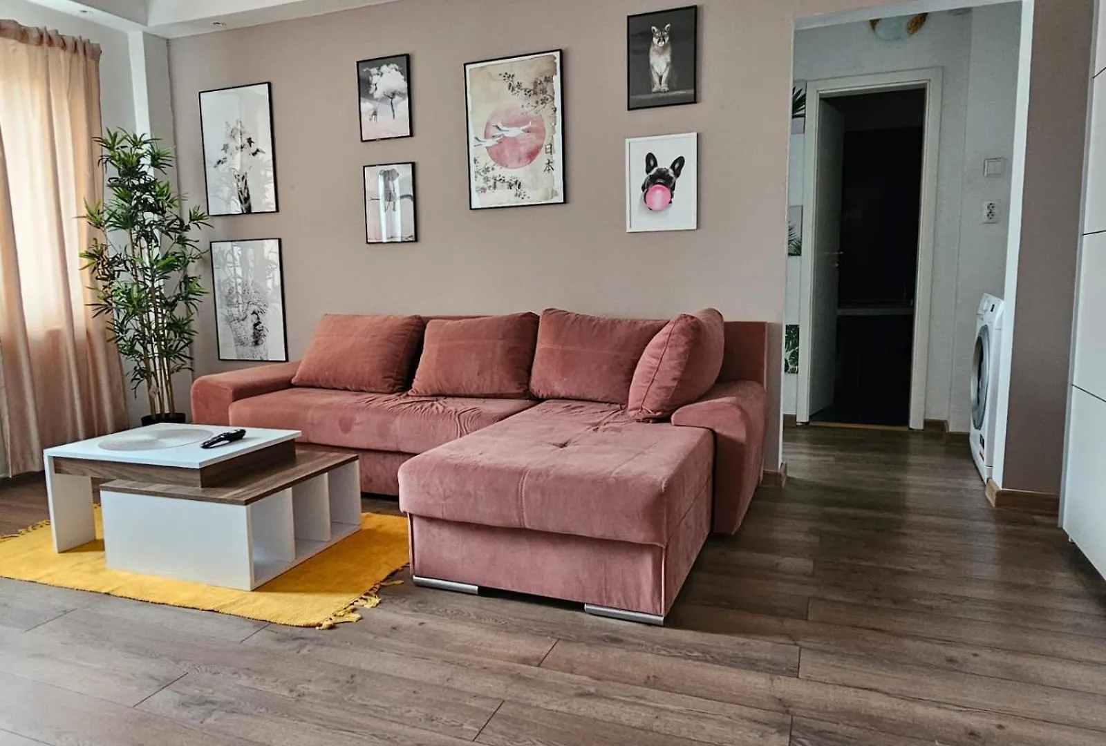 Apartament Near The Park Two Rooms Bucarest 0*,  Romania