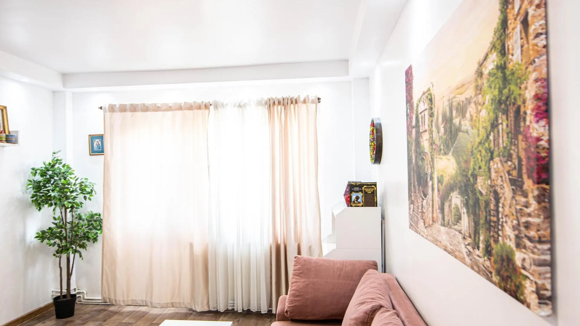 Apartament Near The Park Two Rooms Bucarest 0*,  Romania