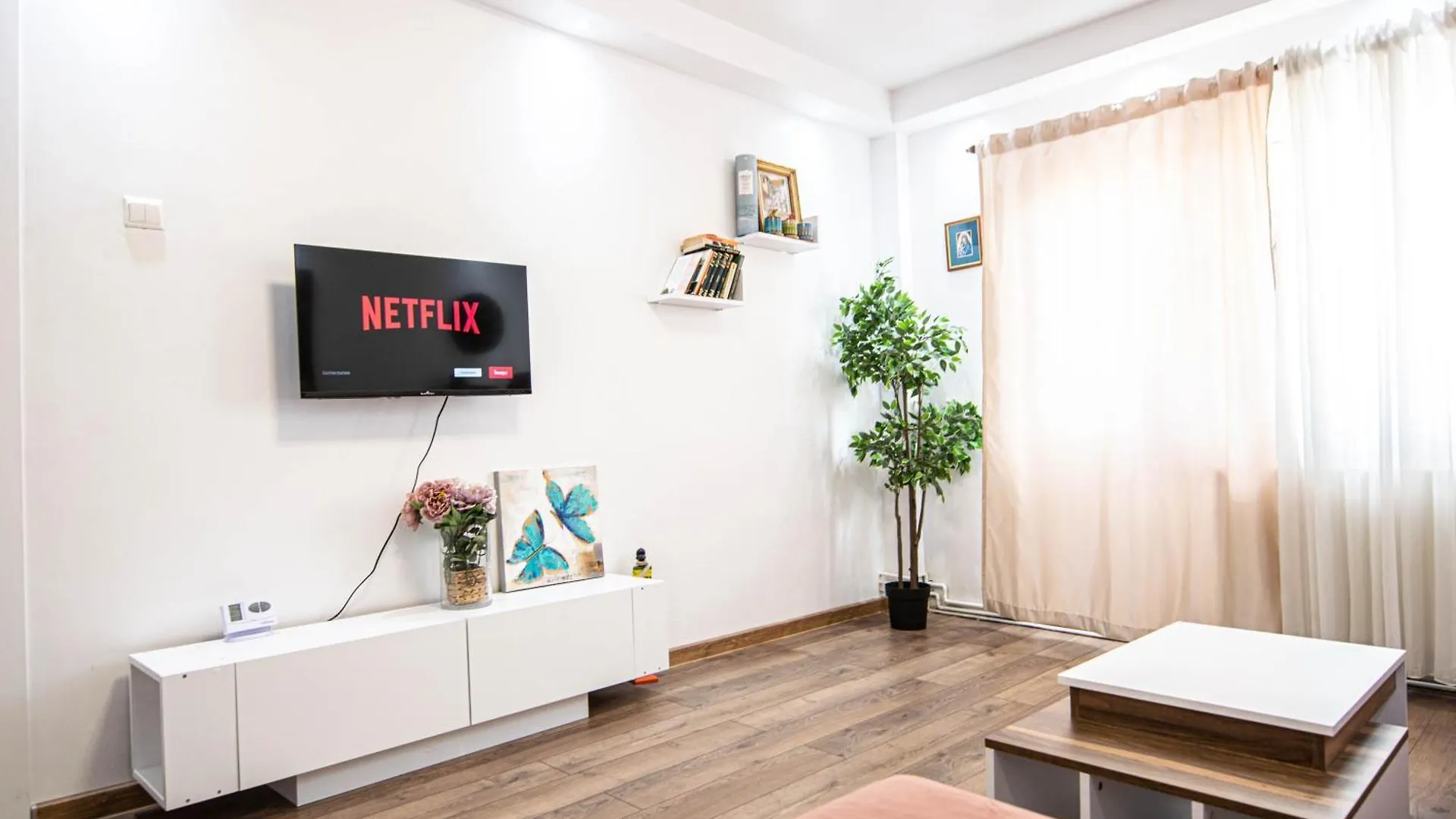 Apartament Near The Park Two Rooms Bucarest 0*,  Romania
